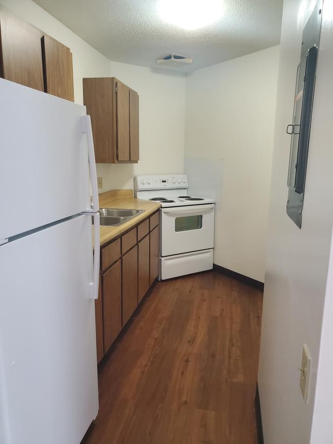 Skyline Towers Apartments Alton IL 62002